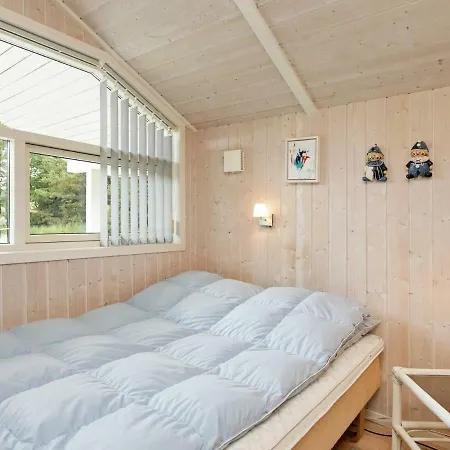Holiday home Two-bedroom Holiday In 6